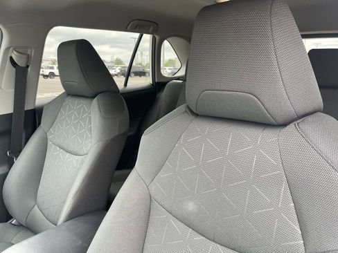Used 2024 Toyota RAV4 XLE image 16
