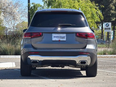 Used 2021 Mercedes-Benz GLB 250 250 image 6