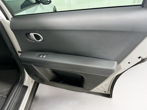 Used 2024 Hyundai Ioniq 5 SEL RWD image 30
