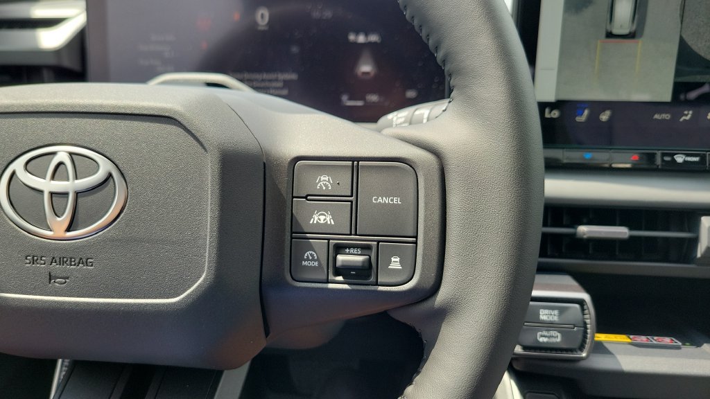 Used 2026 Toyota RAV4 XSE w/ Weather Package AWD/4WD image 25