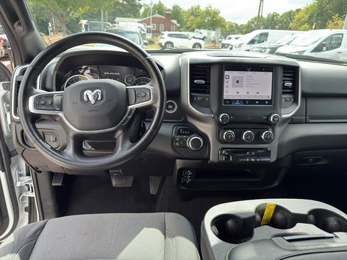 Used 2024 RAM 2500 Big Horn image 25