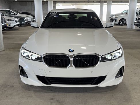 Used 2023 BMW 330i xDrive Sedan w/ Premium Package AWD/4WD image 3