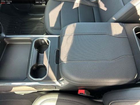 New 2026 GMC Sierra 2500 SLT w/ SLT Premium Package image 20