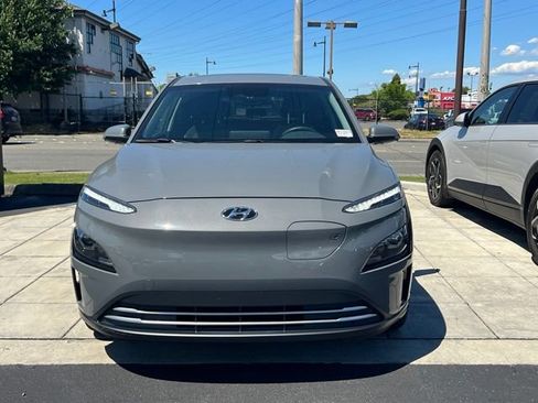 Certified 2023 Hyundai Kona SEL FWD image 4