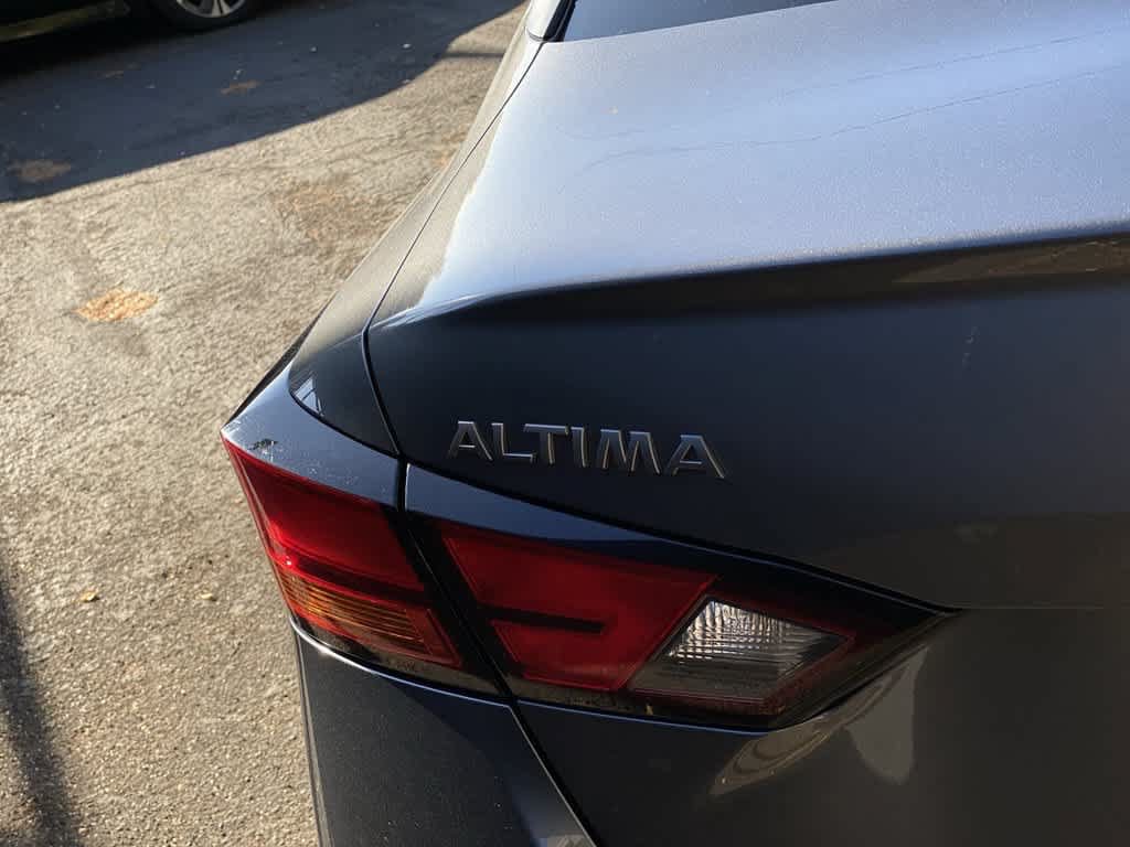 Used 2025 Nissan Altima 2.5 SV AWD/4WD image 10