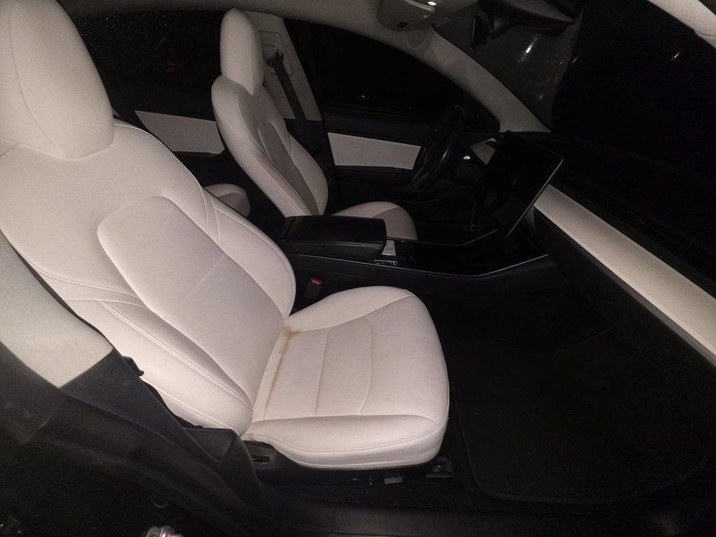 Used 2018 Tesla Model 3 Long Range RWD image 4