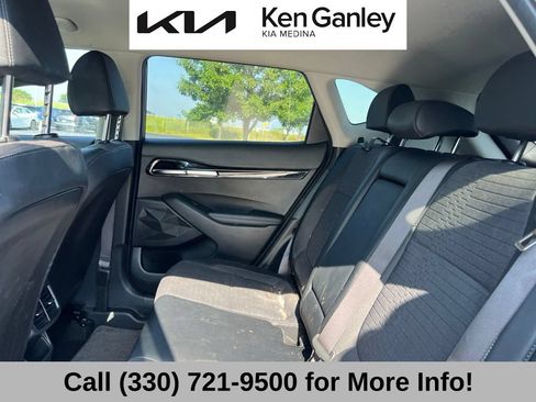 Certified 2023 Kia Seltos S w/ Navigation Package AWD/4WD image 11
