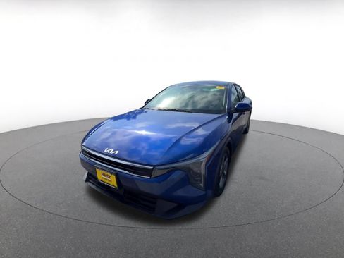 Used 2025 Kia K4 FWD image 7