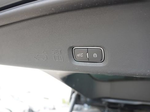Used 2025 Lincoln Navigator Reserve AWD/4WD image 26
