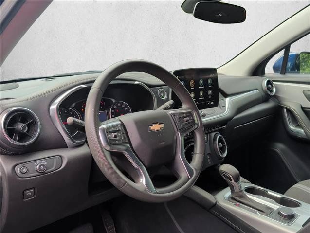 Used 2023 Chevrolet Blazer LT FWD image 9