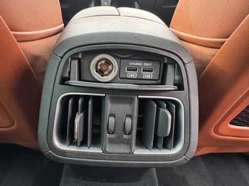 Used 2022 Maserati Levante GT image 15