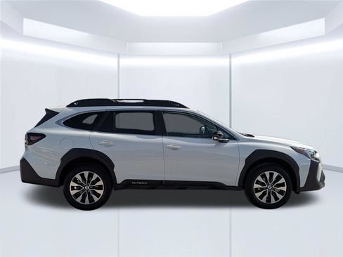 Used 2024 Subaru Outback Limited AWD/4WD image 7