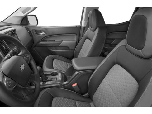 Used 2015 Chevrolet Colorado Z71 AWD/4WD image 12