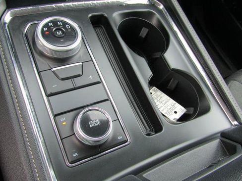 Certified 2024 Ford Expedition XLT AWD/4WD image 26