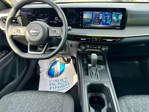 New 2026 Nissan Kicks SV image 6