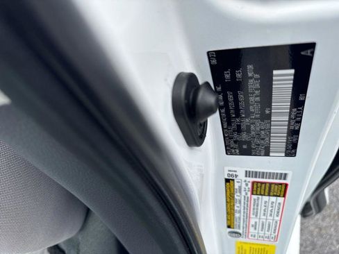 Used 2023 Toyota Sienna LE FWD image 22