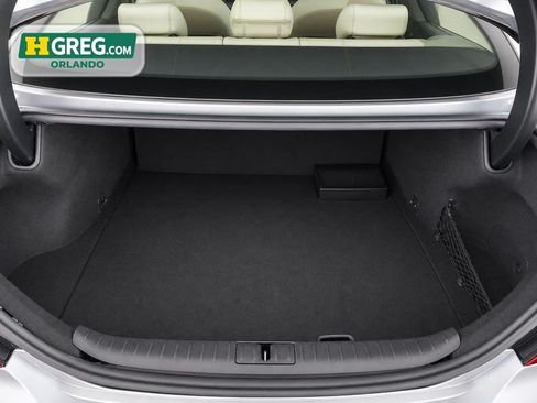 Used 2025 Genesis G70 2.5T RWD image 17