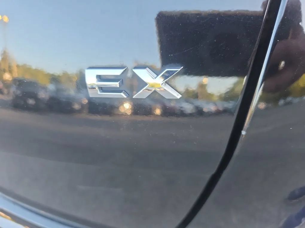 Used 2018 Kia Sportage EX w/ EX Sport Appearance Package AWD/4WD image 16