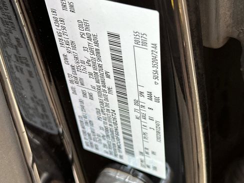 Used 2022 Ford Escape S image 21