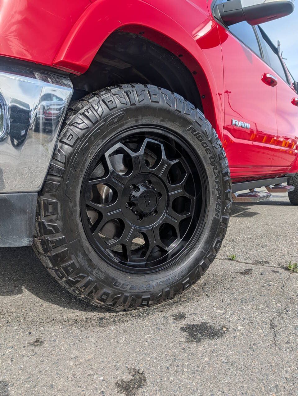 Used 2022 RAM 1500 Laramie AWD/4WD image 4