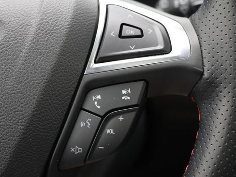 Used 2022 Ford Edge ST-Line image 20