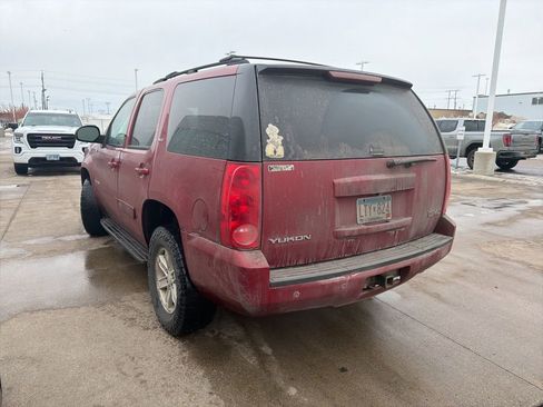 Used 2013 GMC Yukon SLT w/ SLT-2 Equipment Package image 3