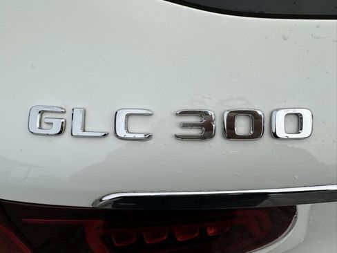 Certified 2022 Mercedes-Benz GLC 300 4MATIC image 9