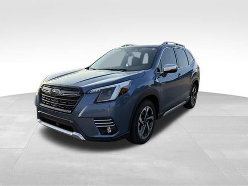 Used 2024 Subaru Forester Touring w/ Pop Package 2 AWD/4WD image 7