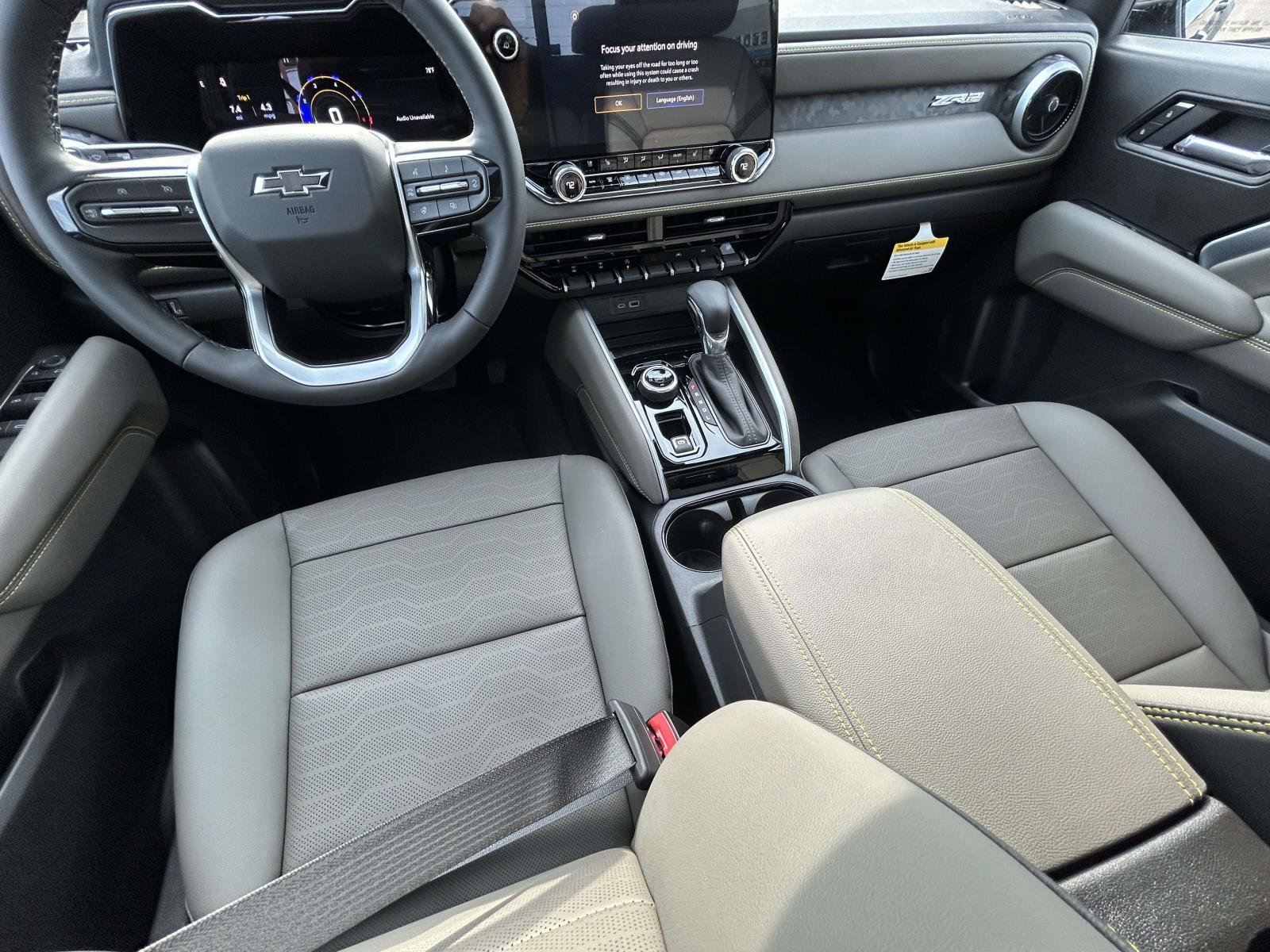 New 2026 Chevrolet Colorado ZR2 w/ Midnight Edition AWD/4WD image 17