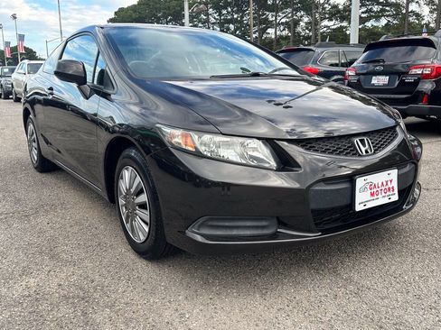 Used 2013 Honda Civic LX image 2