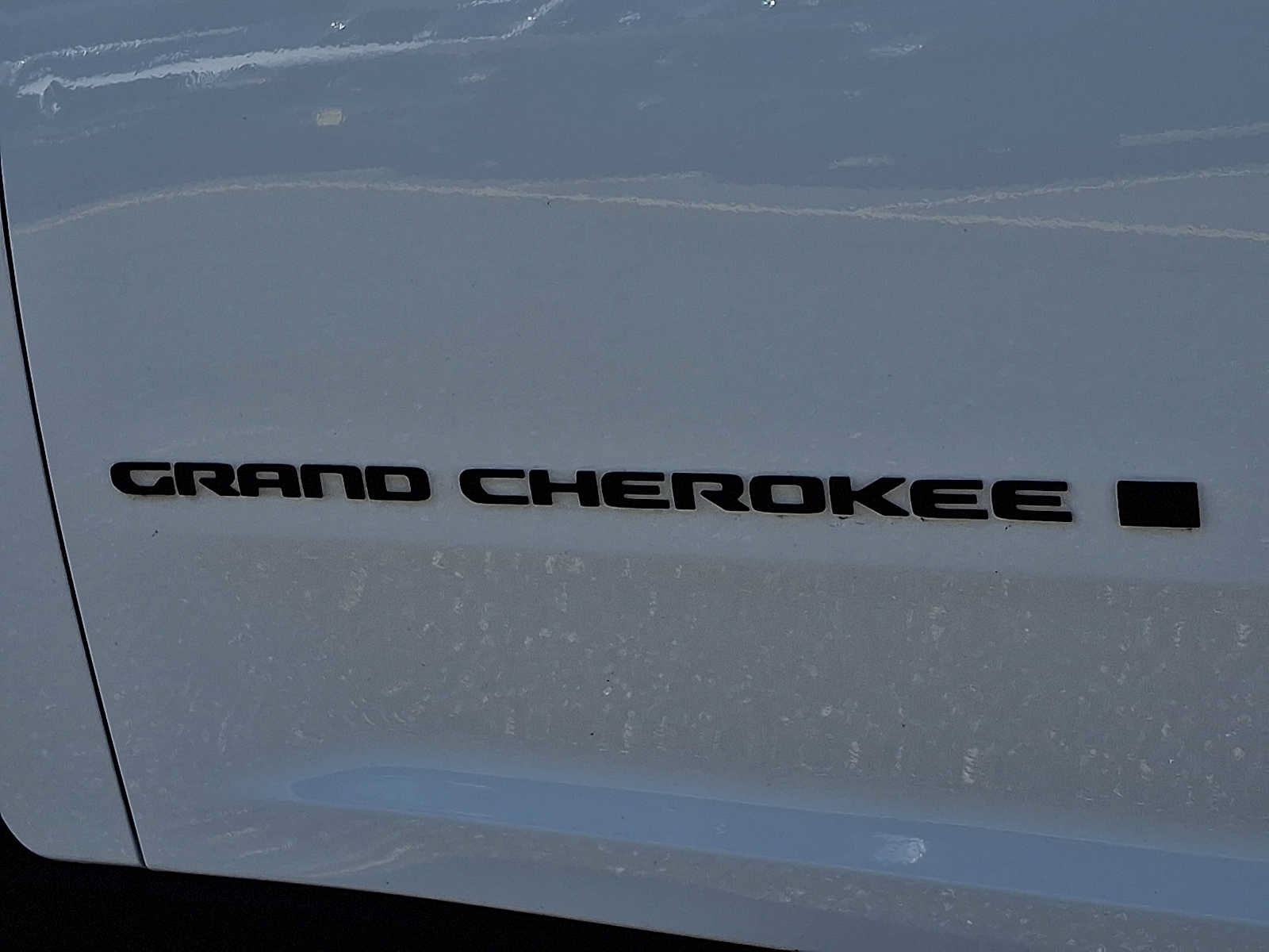 Used 2023 Jeep Grand Cherokee L Laredo AWD/4WD image 34