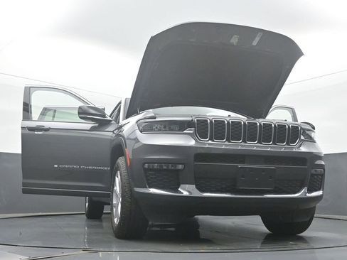 Used 2022 Jeep Grand Cherokee L Limited AWD/4WD image 58
