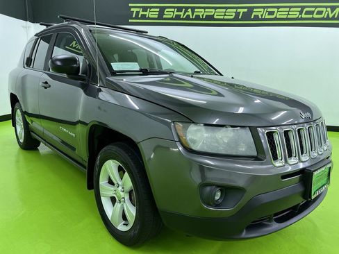 Used 2016 Jeep Compass Sport w/ Power Value Group FWD image 2