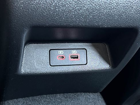 Used 2024 Nissan Altima 2.5 SV FWD image 15