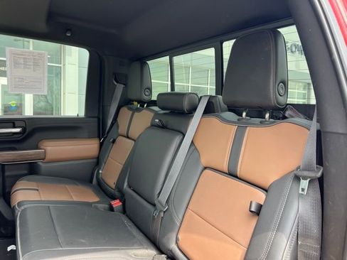 Used 2022 Chevrolet Silverado 2500 High Country w/ Safety Package II image 7