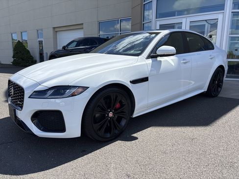 Certified 2023 Jaguar XF R-Dynamic SE AWD/4WD image 8