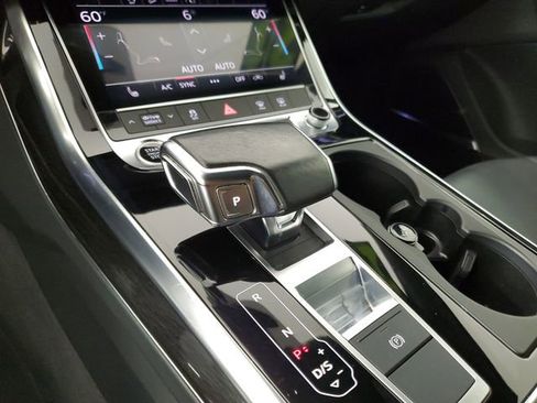 Used 2021 Audi Q7 3.0T Premium Plus image 31