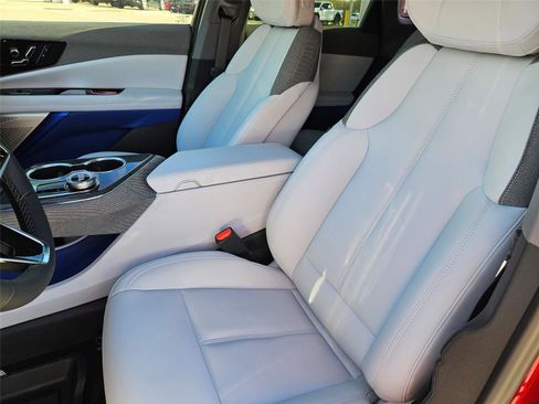 New 2026 Cadillac Optiq Sport 1 w/ LPO, Floor Liner Package image 26