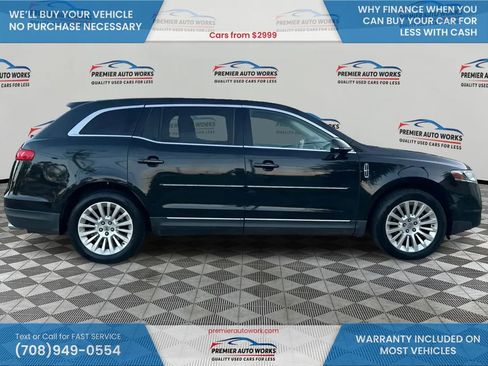 Used 2010 Lincoln MKT AWD image 8