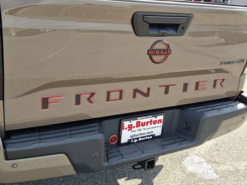 Used 2022 Nissan Frontier PRO-4X w/ Technology Package image 30