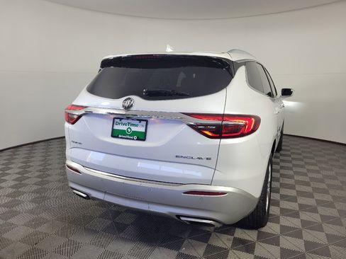 Used 2018 Buick Enclave Premium w/ Experience Buick Package FWD image 7