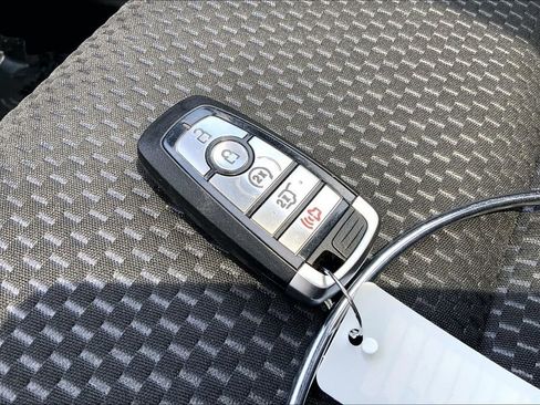 Used 2023 Ford Escape ST-Line w/ Tech Pack #1 AWD/4WD image 10