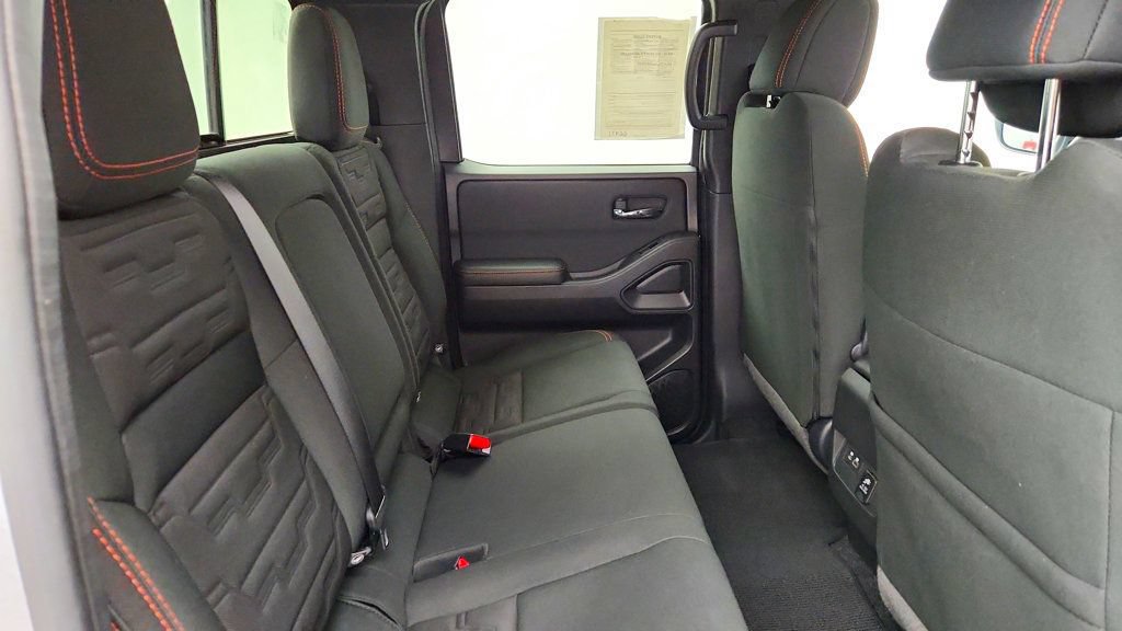 Used 2024 Nissan Frontier PRO-4X w/ Pro Convenience Package AWD/4WD image 23