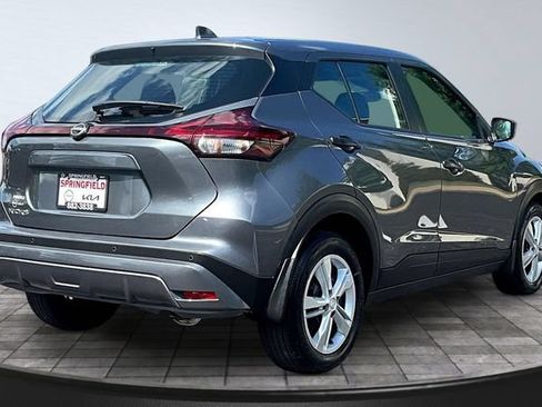 Used 2025 Nissan Kicks Play S FWD image 6