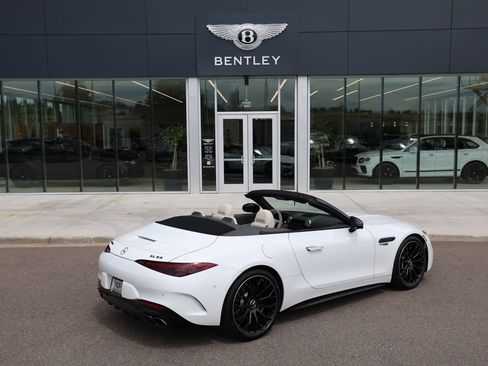 Used 2024 Mercedes-Benz SL 63 AMG 4MATIC image 3