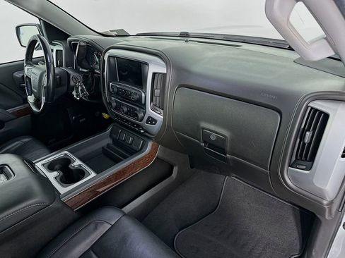 Used 2018 GMC Sierra 1500 SLT AWD/4WD image 28