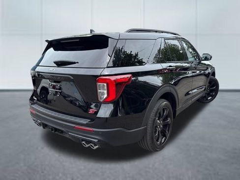 Used 2023 Ford Explorer ST w/ Equipment Group 401A AWD/4WD image 4