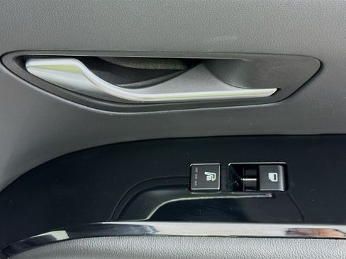 Used 2026 Hyundai Tucson Limited FWD image 28