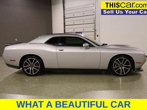 Used 2023 Dodge Challenger R/T RWD image 9