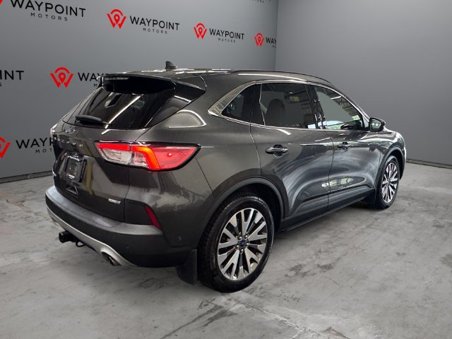 Used 2020 Ford Escape Titanium w/ Titanium Premium Package 2.0 AWD/4WD image 17